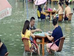 它是中國「最懶」的城市，不是打牌就是喝茶，卻被人譽為「天府之國」！