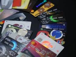 信用卡分期付款vs.無卡分期